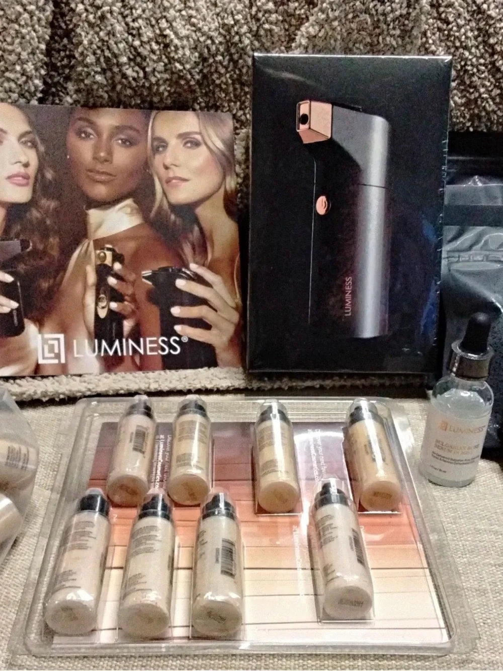 Luminess Foundation Set with Black Airbrush & Rose Gold Accents